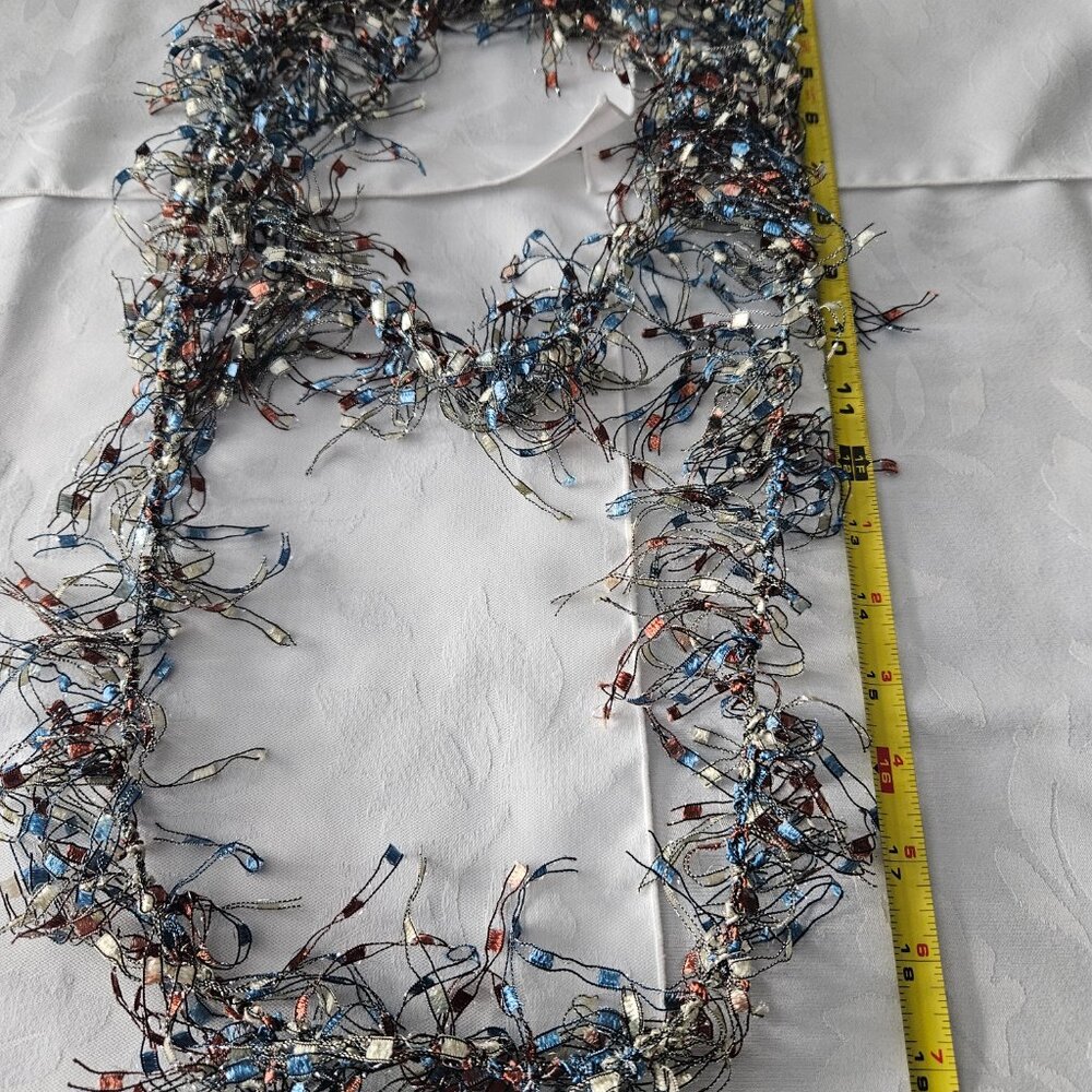 fringe necklace - Picture 5 of 8